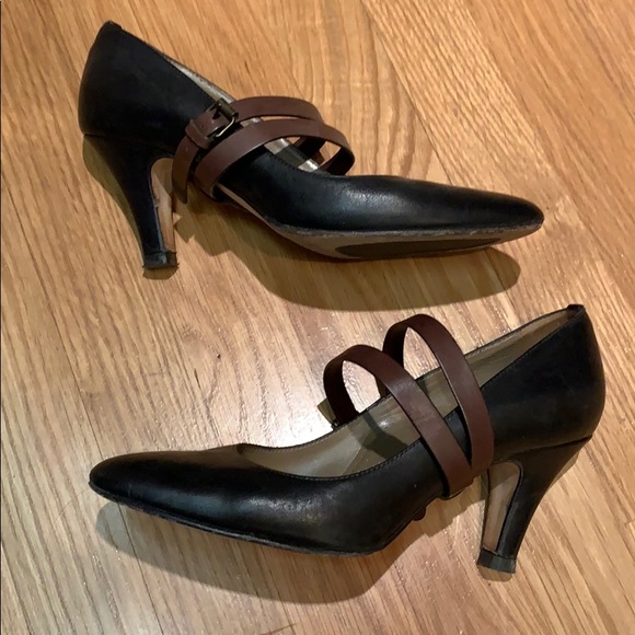 Anyi Lu Couture black pump brown double strap EUC - Picture 1 of 3
